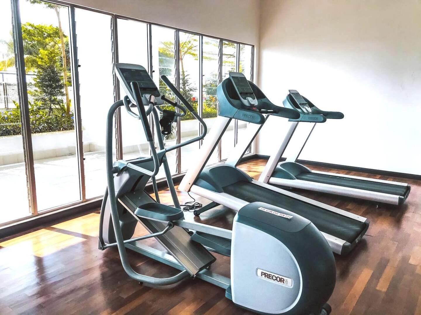 Silverscape Seaview Residence Melaka Экстерьер фото